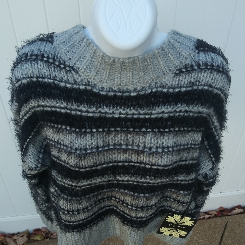Cliche Striped FuzzyThick Knit Sweater Rubbed Trim - Picture 4 of 4